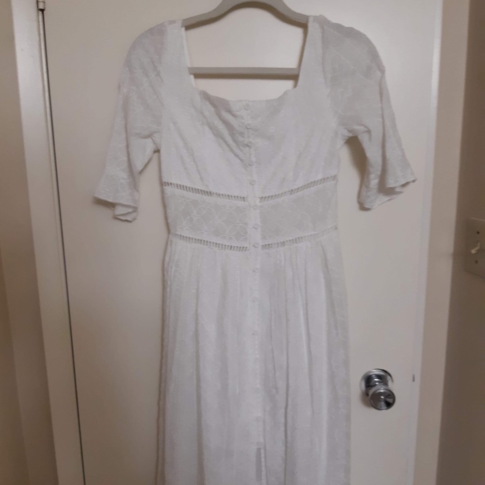Lace maxi dress